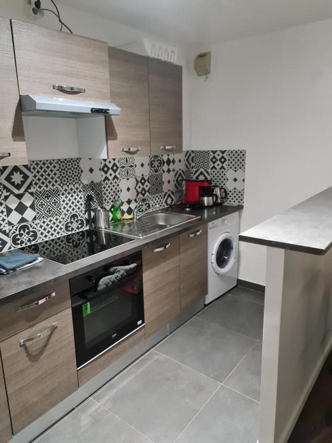 Le Jules Val - Studio Cosy En Residence + Parking + Wi-Fi Evry-Gregy-sur-Yerre Kültér fotó
